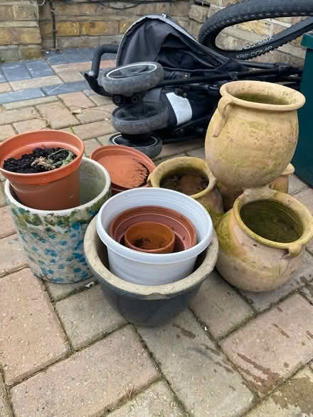 Photo of free Plant pots (Morden SM4) #1