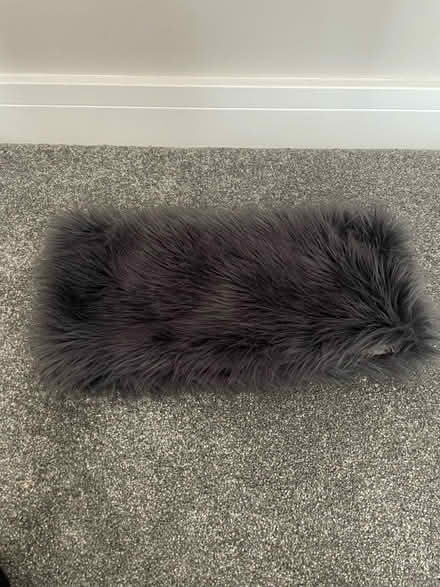 Photo of free Fluffy Scarf / Snood Grey (RG2) #1