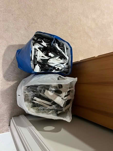 Photo of free clean plastic utensils (Bethesda (Wyngate)) #1
