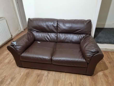 Photo of free 2 seater settee (Highfields LE2) #1
