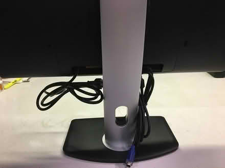 Photo of free dell vga lcd (Allen) #4