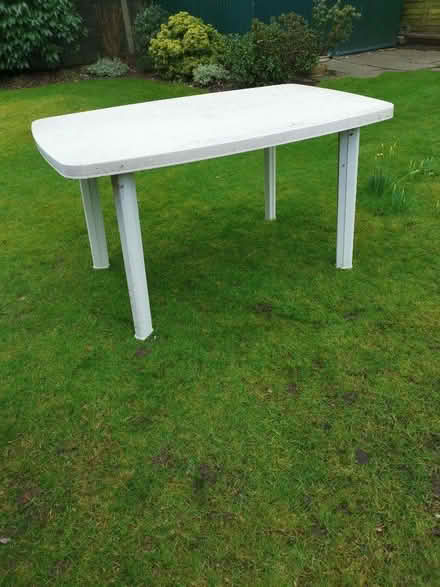 Photo of free Garden table (Holyport SL6) #1