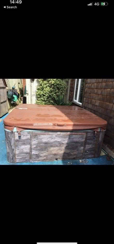 Photo of free Hot Tub (Maidstone ME15) #1