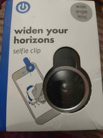 Photo of free selfie clip (Alkrington M24) #1