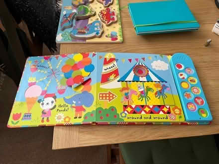 Photo of free Baby book with sounds (Nether Edge S7) #2