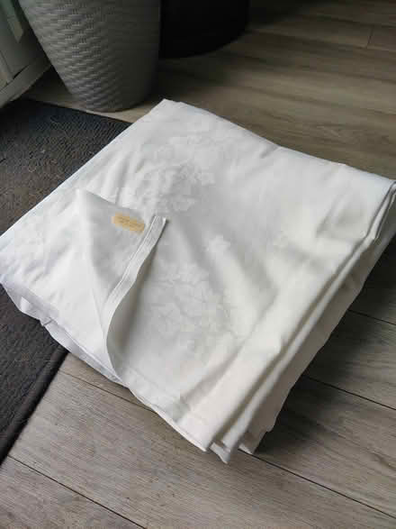 Photo of free 6 table cloths (ME15) #2