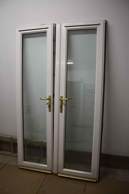 Photo of free French Doors (double glazed) c/w Frame & Sill (Livingston EH54) #4