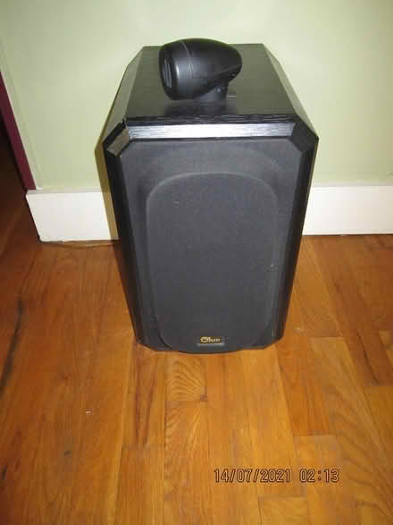 Photo of free 4 OHM Stereo Speakers (Hell's Kitchen) #1