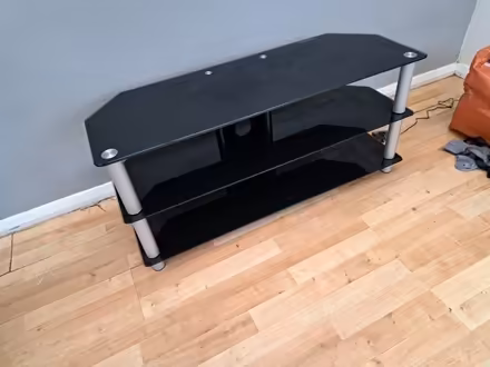 Photo of free Glass TV stand (Binfield RG42) #3