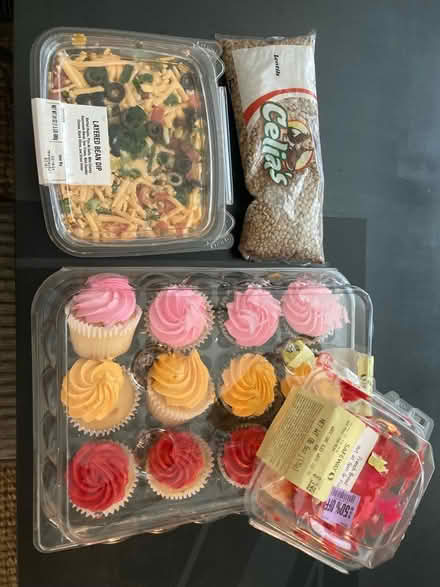 Photo of free 7-layer dip, dried lentils, cakes (Willow Glen) #1
