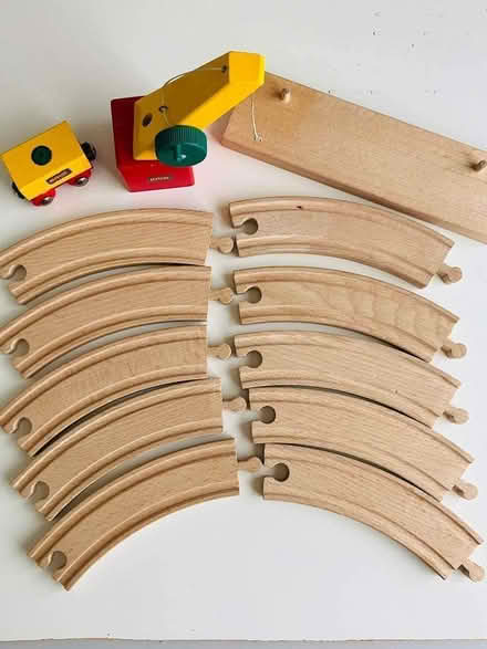 Photo of free Brio Wooden Train Accessories (FairOak Close PR2) #1