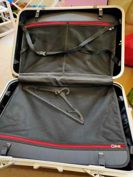 Photo of free Legend Walker Hardshell Suitcase (SE8) #4