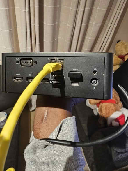 Photo of Input 19.5v-6.7A/9.23A/12.3A Cable (Hemel Hempstead) #1