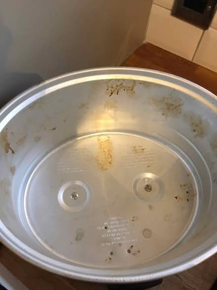 Photo of free Large slow cooker (Walbottle NE15) #3