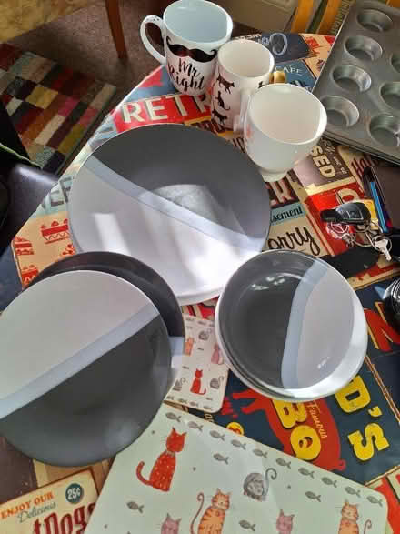 Photo of free Crockery (Gillingham ME7) #1