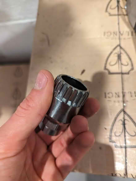 Photo of free Shimano Bottom Bracket Tool (BS8) #1