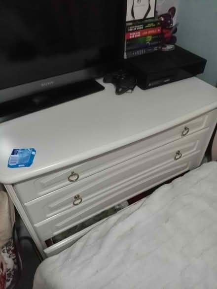 Photo of free Chest of drawers (Winnersh) #1