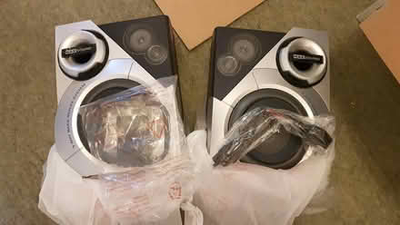 Photo of free 2 x Philips speakers (Gillingham SP8) #2