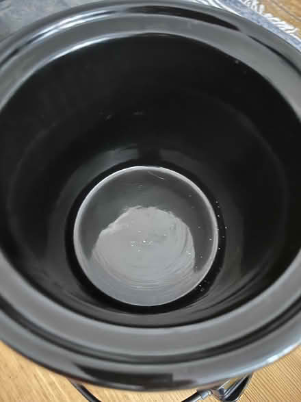Photo of free Russell Hobbs slow cooker (DH4) #2