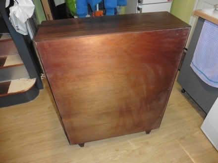 Photo of free Cabinet For Upcycling. (Bedford Centre MK40) #2