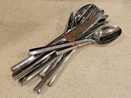 Photo of free 16 piece cutlery set (Strand East E15) #1