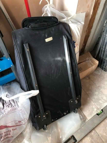 Photo of free Large fabric wheeled bag (Rutherglen G73) #1