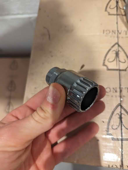 Photo of free Shimano Bottom Bracket Tool (BS8) #3