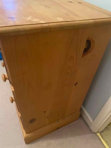 Photo of free Pine Chest of Drawers (Ducklington OX29) #1