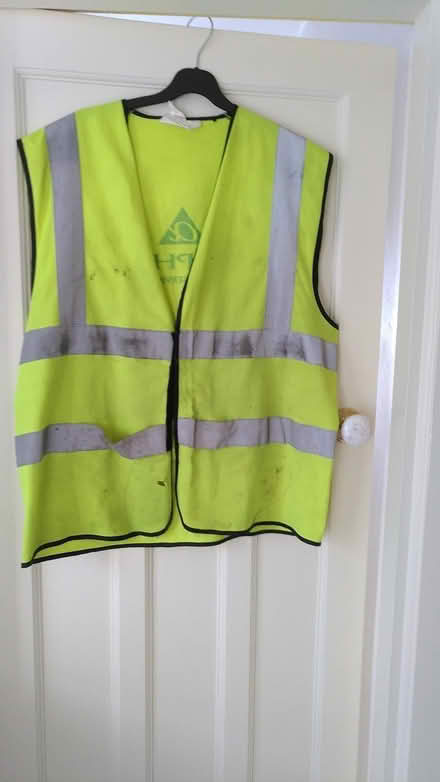 Photo of free hi vis waistcoat (Hazel Grove SK7) #2