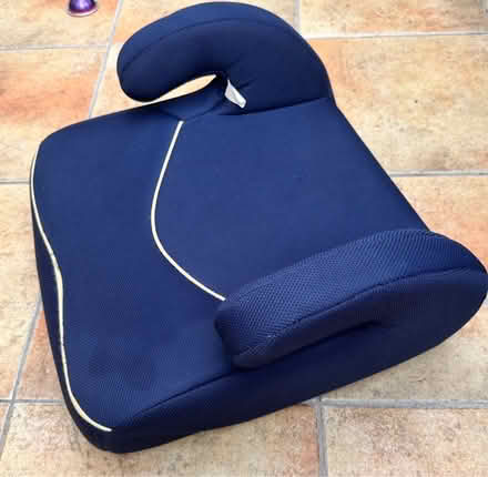 Photo of free Booster seat (Richmond TW10) #1