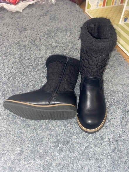 Photo of free H&M boots (E13 Plaistow) #2