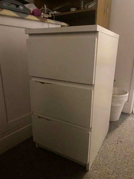 Photo of free White 3 drawer malm (Woodlesford, LS26) #3