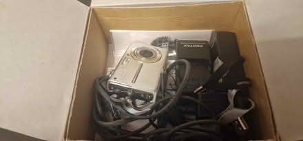 Photo of free 5 digital cameras inc chargers (Blackley M9) #2