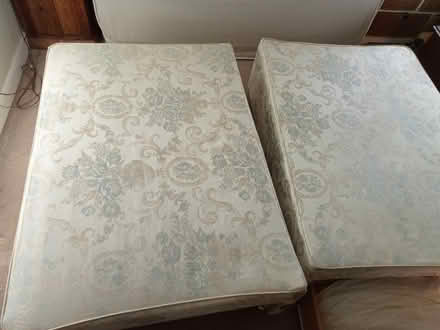 Photo of free Double bed divan (Mynd SY7) #3