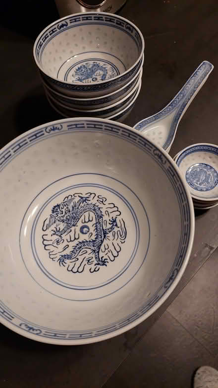 Photo of free Chinese dinner set (Brentford) #1