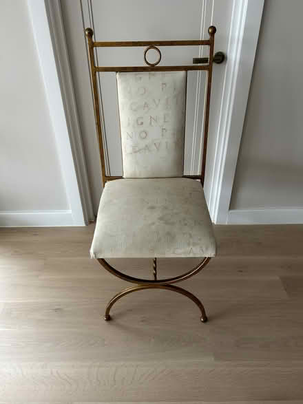 Photo of free Glass dining table and six chairs (Isle of Dogs E14) #4