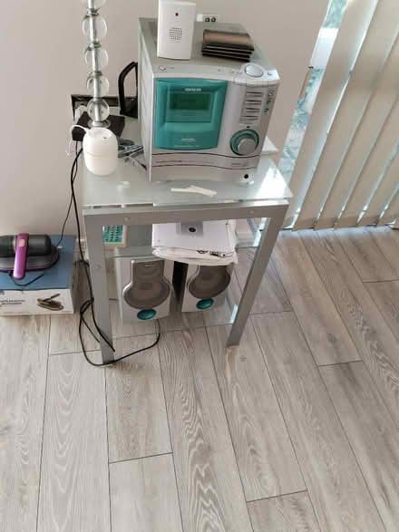 Photo of free Glass hi fi table (Fordbridge B37) #1