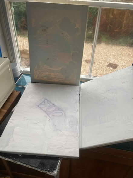 Photo of free Used artist’s framed oil canvasses (Hastings TN35) #1