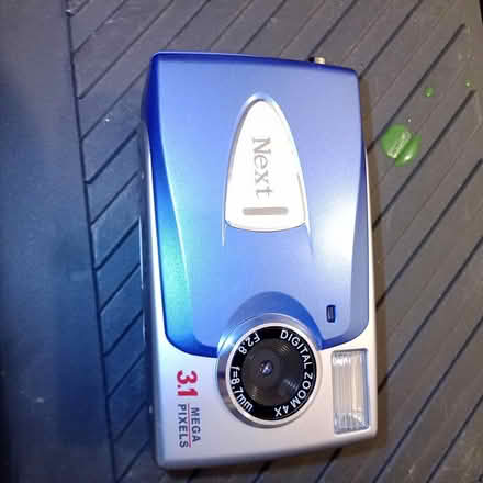 Photo of free Working older Digital Camera (Markham) #1