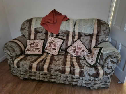 Photo of free 3 piece suite (Highfields LE2) #3