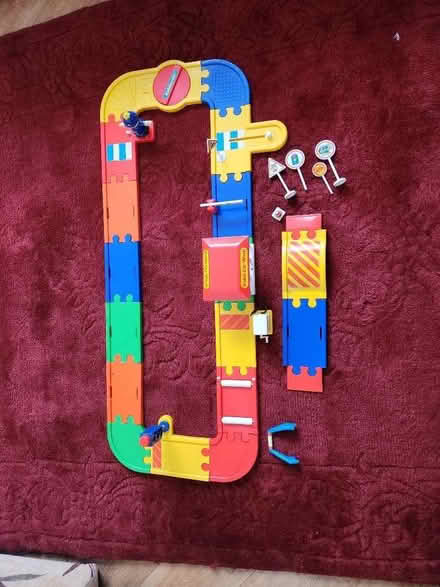 Photo of free kiddikraft toy car track (GU14) #1