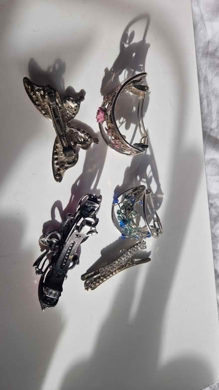 Photo of free Hair clips (Merry Hill WD23) #4
