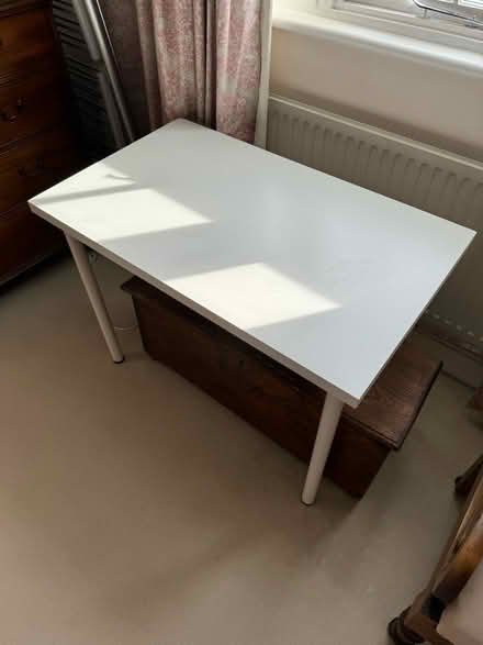 Photo of free White Table (Ealing, Cleveland Park, W13) #1