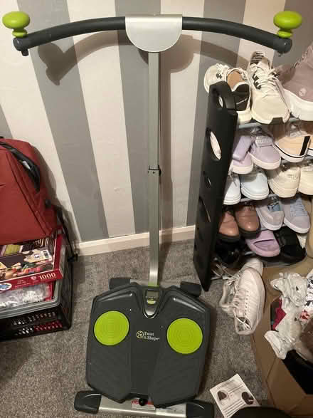 Photo of free Twist and shape machine (Chester CH65) #2