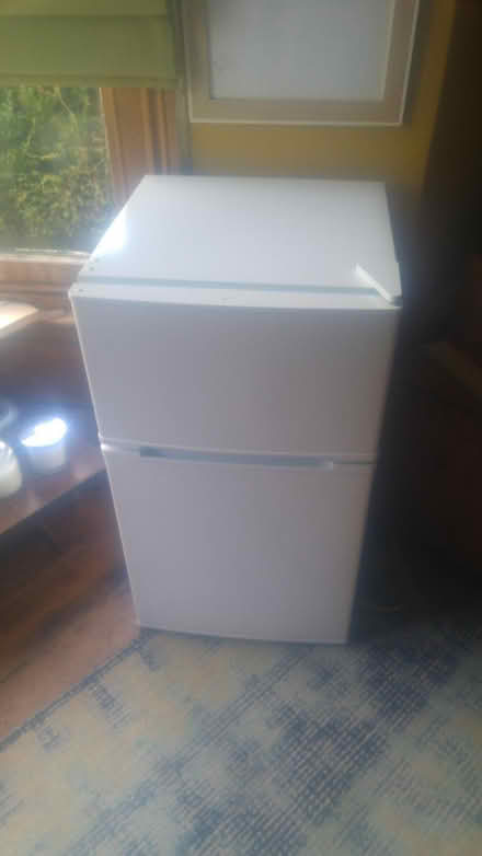 Photo of free Working fridge freezer (Central Lancaster LA1) #2