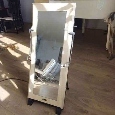 Photo of free Trouser Press / floor mirror (Wapping E1W) #2