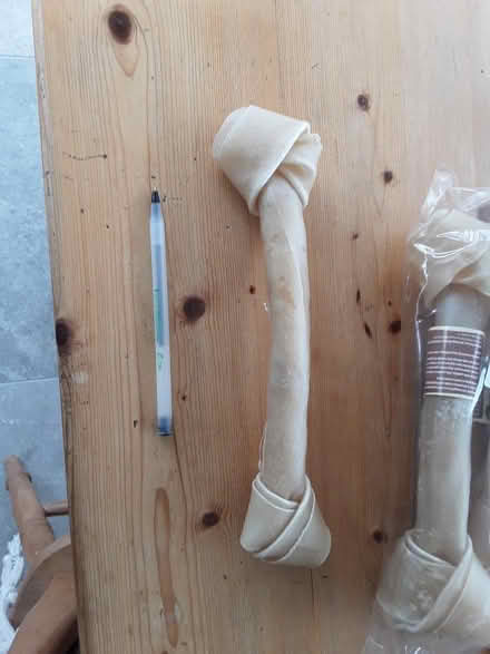Photo of free Rawhide dog chews (White Grit SY5) #1