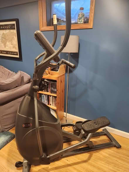 Photo of free Horizon EX-57 Elliptical (West Concord MA) #4