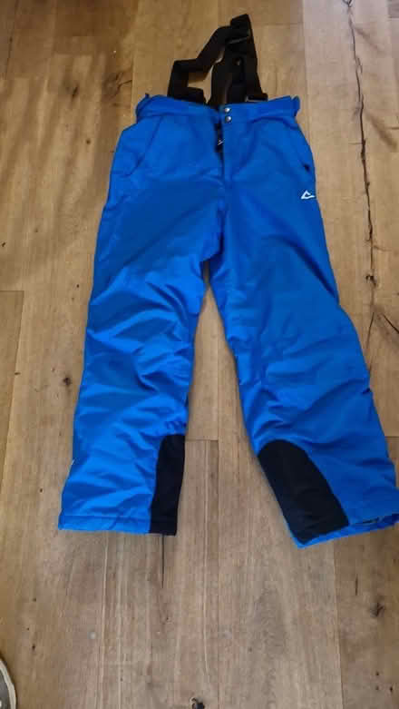 Photo of free Ski trousers age 9 - 10 (Bisley Road, Stroud) #1