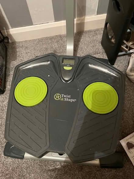 Photo of free Twist and shape machine (Chester CH65) #1